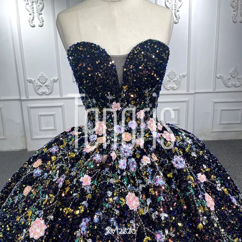 Vestido de Quinceañera - Image 4